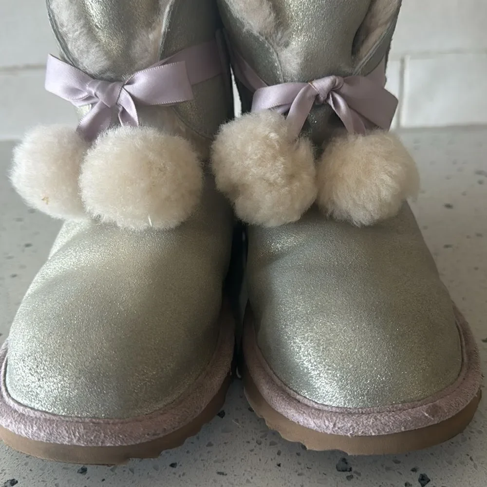 UGG Gita Pom Pom Girl's Metallic Gold Pink Leather Shearling Boots Size 6 Youth